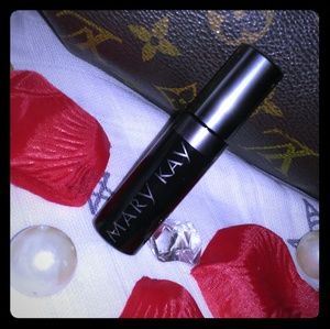 💥Brand NEW💥 Mary Kay eyebrow gel
